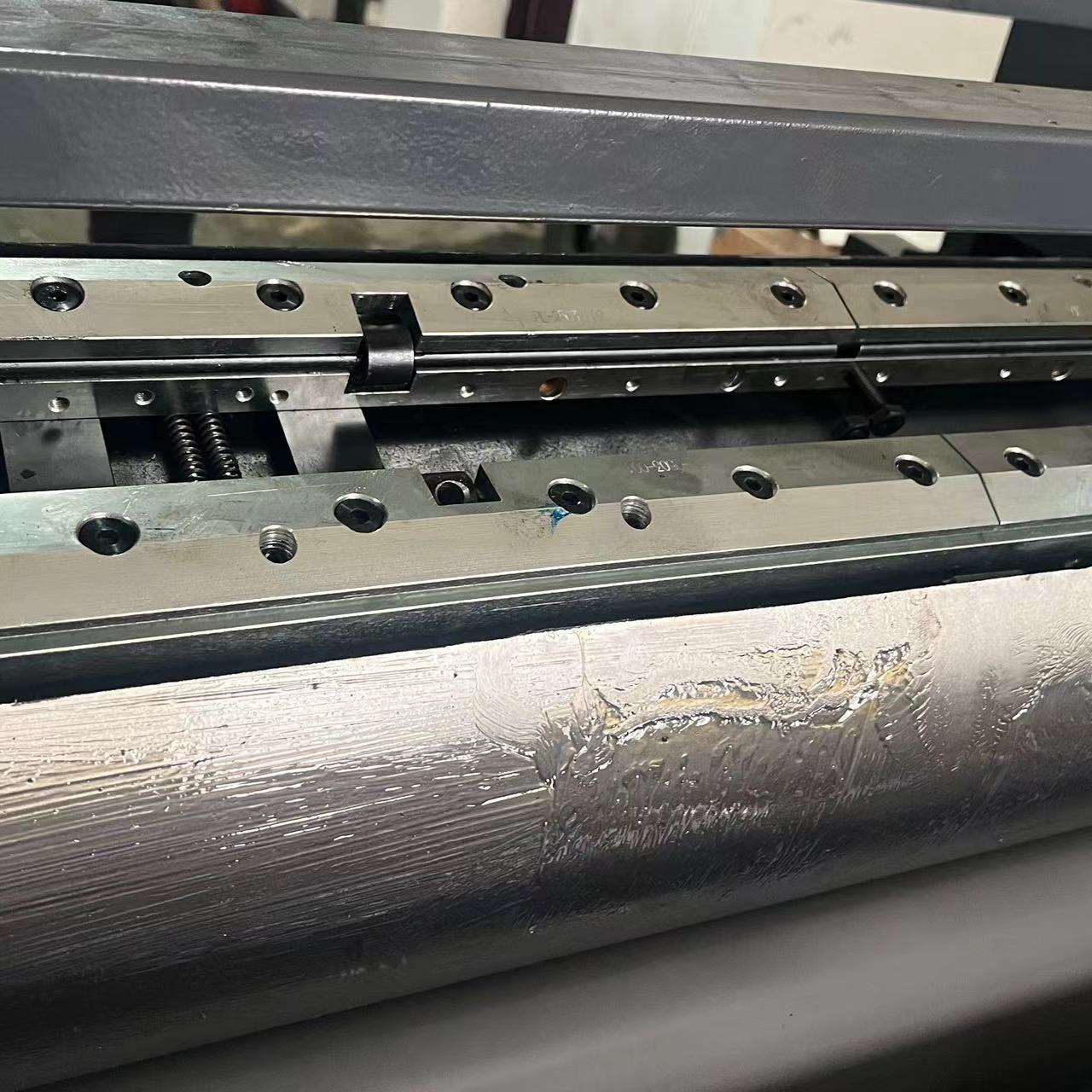 roller anilox cerainic ສາມາດເຮັດໃຫ້ນ້ໍາມັນເຄືອບນ້ໍາມັນໃນຈຸດ UV